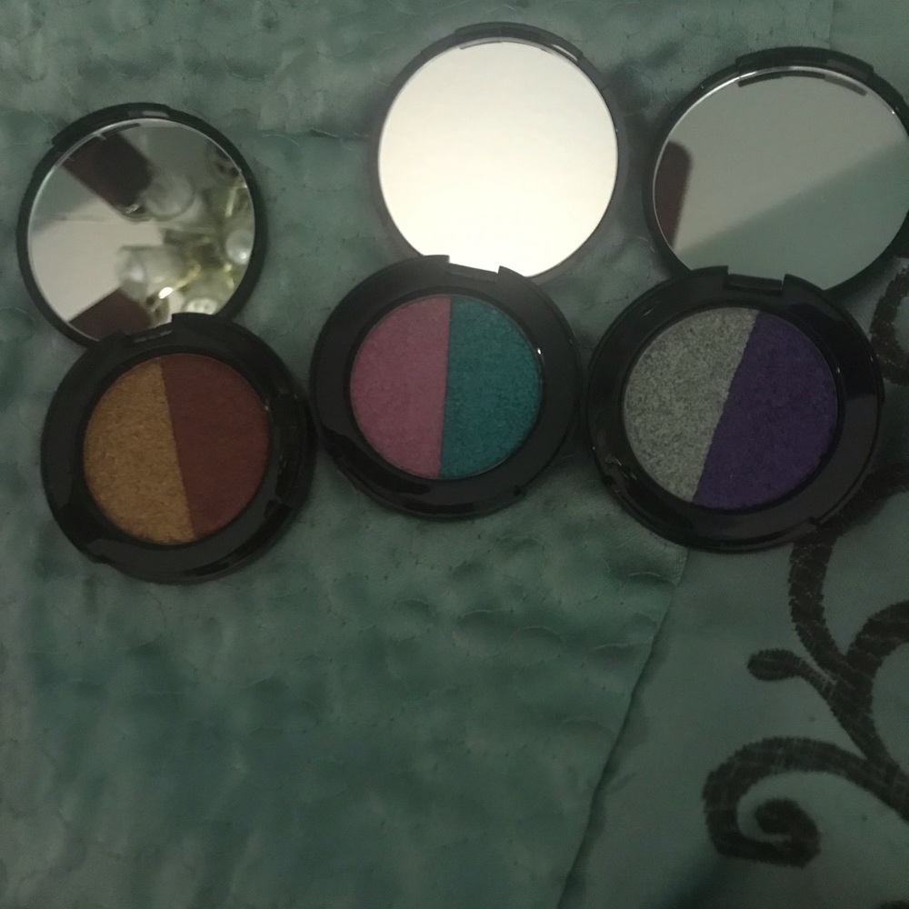 *New* Flirt Cosmetics Duo Eyeshadow